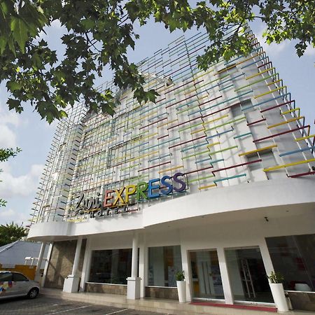 Zuri Express Hotel Pekanbaru Dış mekan fotoğraf